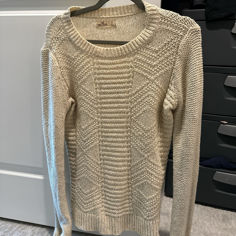Hollister Cable Knit Sweater